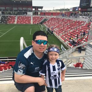 Meet your Posher, Fabian